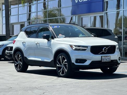 Used 2020 Volvo XC40 T5 R-Design AWD/4WD image 7
