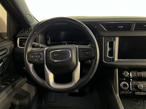 Used 2023 GMC Yukon XL Denali w/ Denali Reserve Package image 23