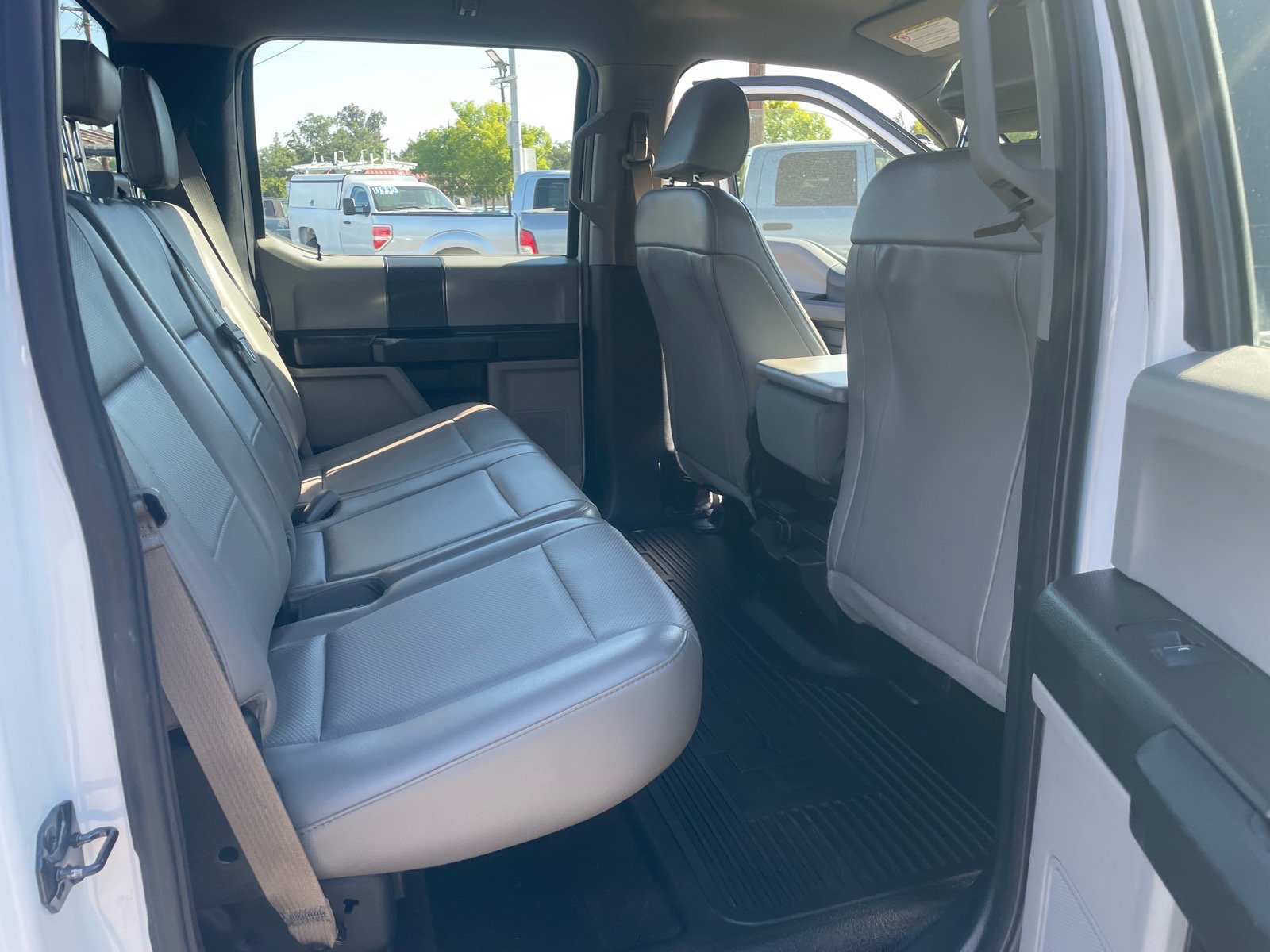 Used 2017 Ford F250 XL w/ Power Equipment Group AWD/4WD image 14