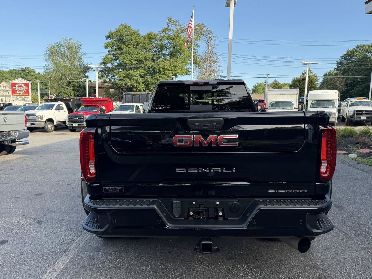 Used 2021 GMC Sierra 3500 Denali w/ Denali Ultimate Package AWD/4WD image 8