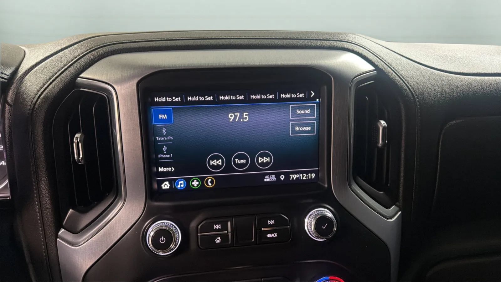 Used 2021 GMC Sierra 1500 Elevation w/ X31 Off-Road Package AWD/4WD image 13