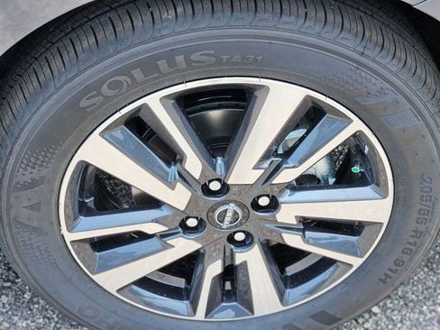 New 2025 Nissan Versa S w/ S Plus Package FWD image 8