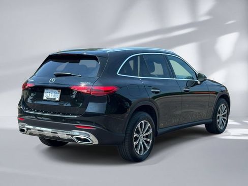 Certified 2025 Mercedes-Benz GLC 300 4MATIC image 4