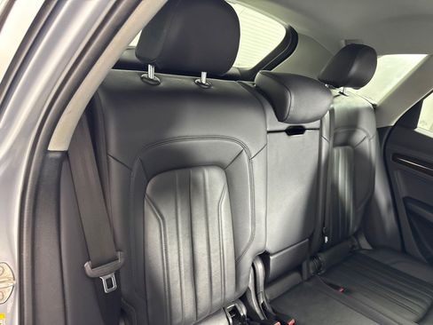 Used 2018 Audi Q5 2.0T Premium image 25