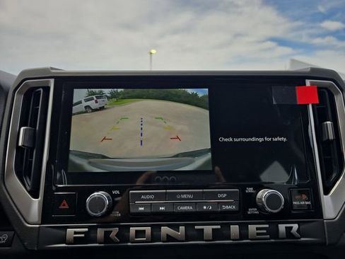 New 2026 Nissan Frontier SV AWD/4WD image 9