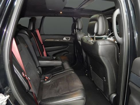 Used 2021 Jeep Grand Cherokee SRT w/ Trailer Tow Group IV image 30