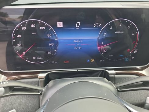 Used 2025 Mercedes-Benz S 500 4MATIC image 32