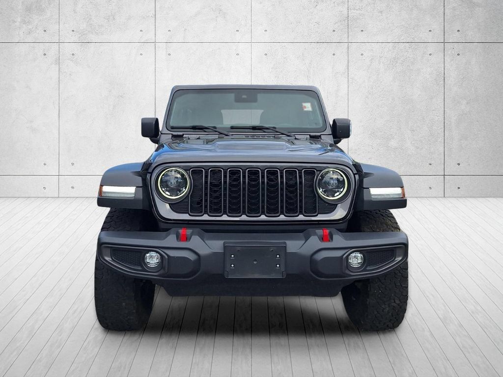 Used 2024 Jeep Wrangler Unlimited Rubicon AWD/4WD image 2