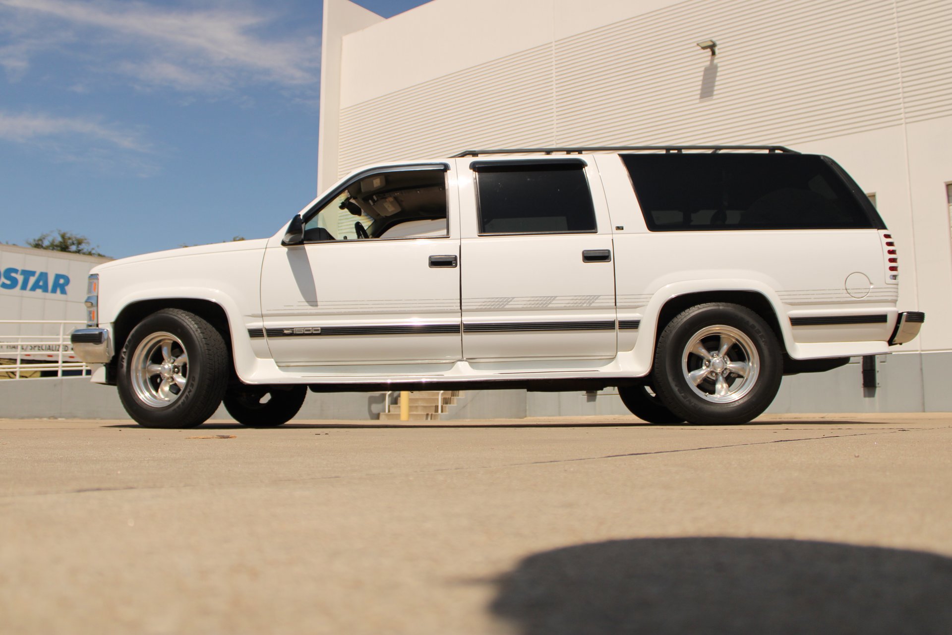 Used 1997 Chevrolet Suburban 2WD w/ Preferred Equipment Group 3 image 7