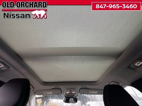 Used 2025 Volvo XC60 B5 Plus image 15