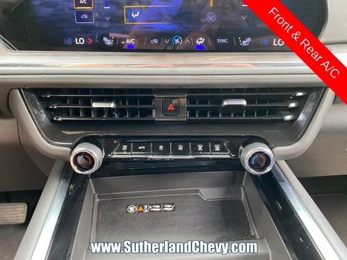 Used 2025 Chevrolet Tahoe LT AWD/4WD image 33