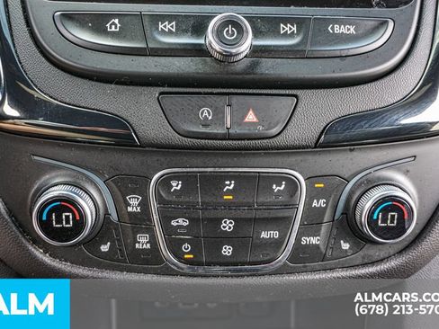 Used 2022 Chevrolet Equinox RS w/ RS Leather Package FWD image 43