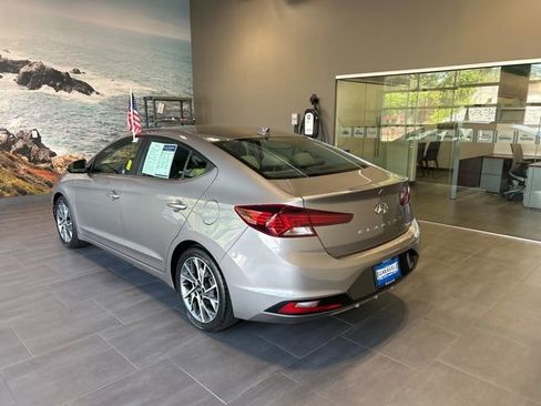 Used 2020 Hyundai Elantra Limited w/ Ultimate Package 03 FWD image 35