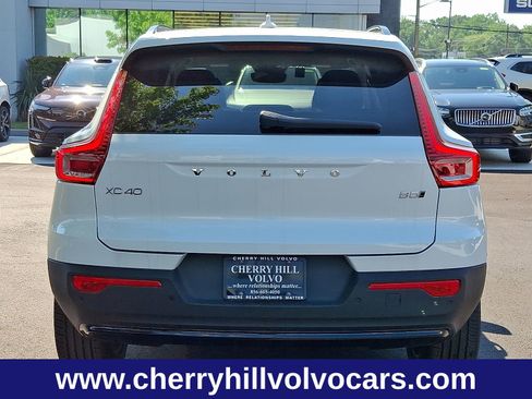 New 2025 Volvo XC40 B5 Plus w/ Protection Package Premier image 7