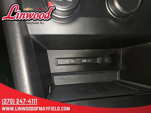 Used 2022 Volkswagen Taos SE AWD/4WD image 27