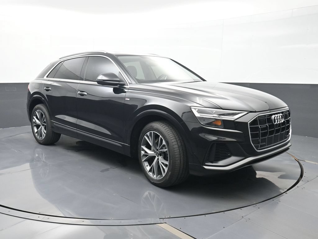 Used 2022 Audi Q8 Premium Plus AWD/4WD image 23