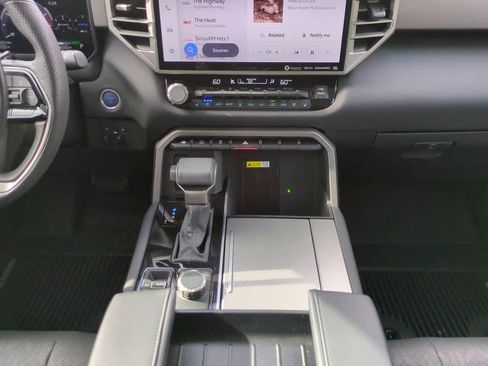 Used 2023 Toyota Sequoia Limited image 19