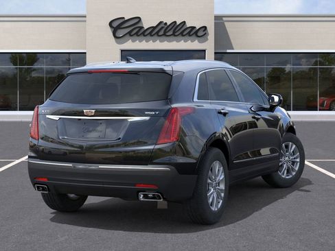 New 2026 Cadillac XT5 Luxury image 4