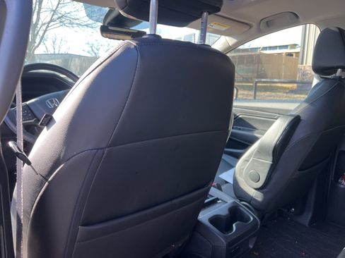 Used 2023 Honda Odyssey EX-L image 13