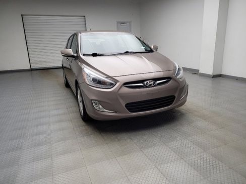 Used 2014 Hyundai Accent SE image 14