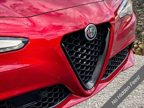 Used 2020 Alfa Romeo Giulia Ti w/ Nero Edizione AWD/4WD image 25