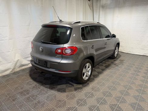 Used 2010 Volkswagen Tiguan Wolfsburg Edition AWD/4WD image 6