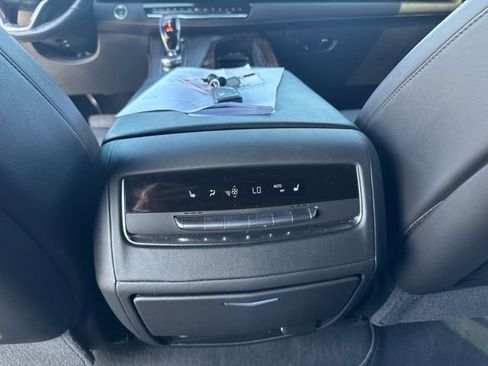 Used 2021 Cadillac Escalade ESV Premium Luxury w/ Driver Assist Tech Package AWD/4WD image 9