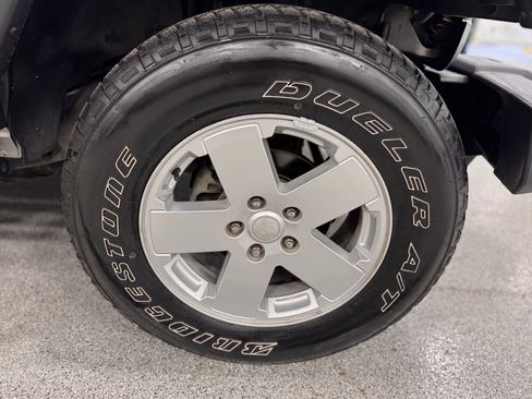 Used 2007 Jeep Wrangler X image 22