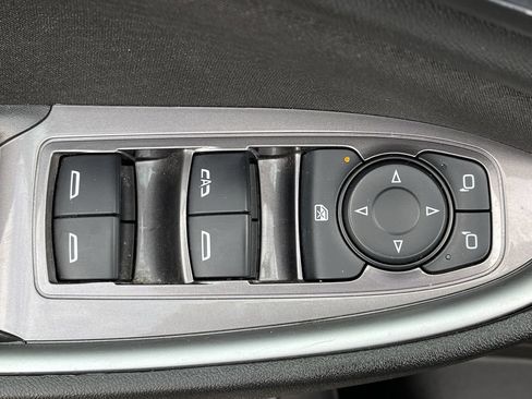 Used 2025 Chevrolet Malibu LT FWD image 24
