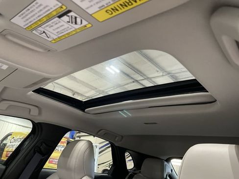 Certified 2025 MAZDA CX-30 AWD 2.5 S w/ Preferred Package image 20