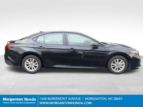 Used 2025 Toyota Camry LE FWD image 9