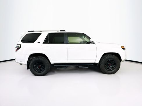 Used 2019 Toyota 4Runner SR5 Premium image 10