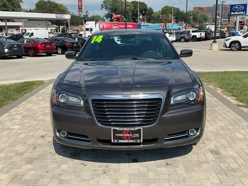 Used 2014 Chrysler 300 S AWD/4WD image 9