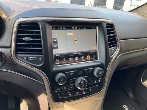 Used 2014 Jeep Grand Cherokee Summit AWD/4WD image 22