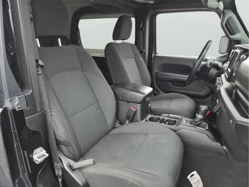 Used 2021 Jeep Wrangler Sport S image 13