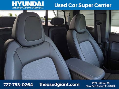 Used 2020 Chevrolet Colorado Z71 AWD/4WD image 6