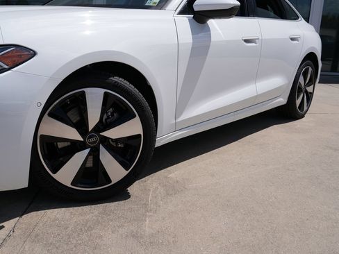 Used 2025 Audi A5 2.0T Premium w/ Premium Plus AWD/4WD image 9