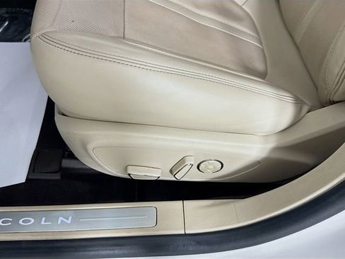 Used 2019 Lincoln MKZ Reserve image 20