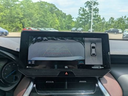 Used 2021 Toyota Venza Limited w/ Advanced Technology Package AWD/4WD image 26