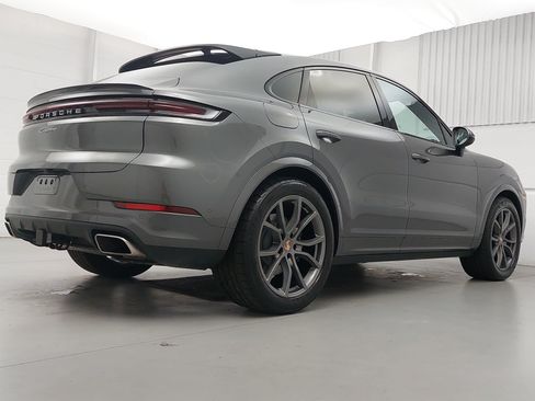 Certified 2026 Porsche Cayenne Coupe AWD/4WD image 7