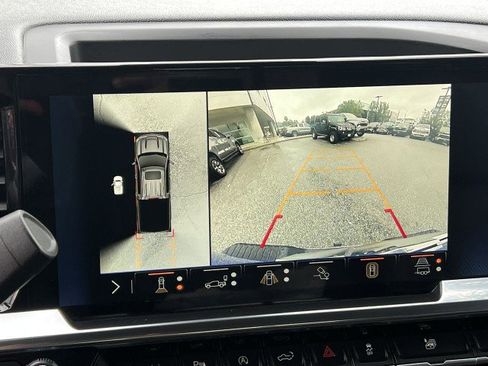 Used 2025 Chevrolet Silverado 1500 LT w/ Safety Package image 14