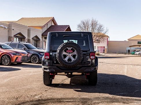 Used 2017 Jeep Wrangler Unlimited Rubicon image 6