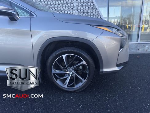 Used 2017 Lexus RX 450h AWD image 3