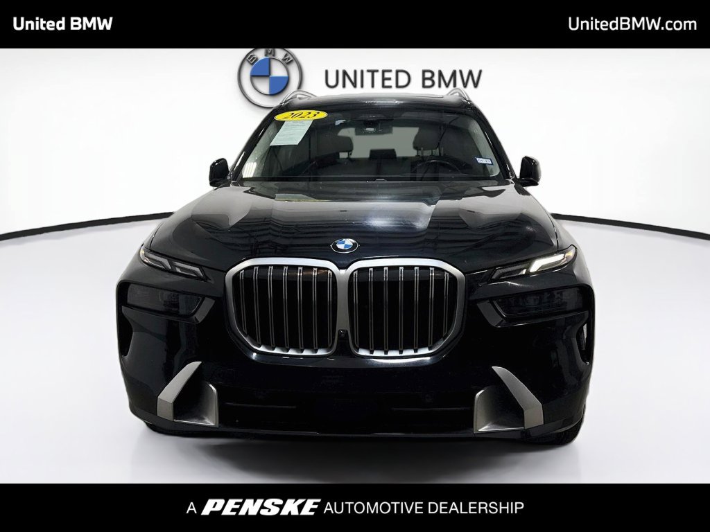 Used 2023 BMW X7 xDrive40i w/ Executive Package AWD/4WD image 2