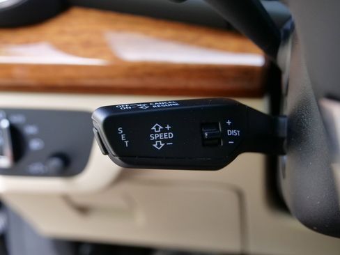 Used 2023 Audi Q5 2.0T Premium Plus w/ Premium Plus Package image 19