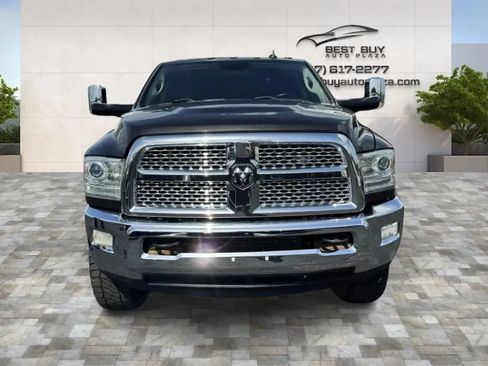 Used 2016 RAM 2500 Laramie w/ Convenience Group AWD/4WD image 2