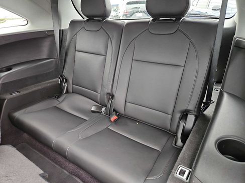 Used 2019 Acura MDX SH-AWD image 13