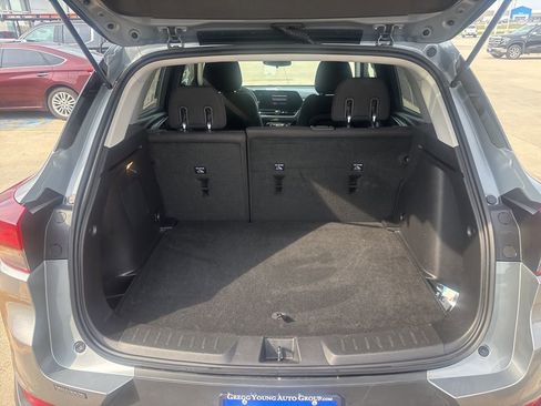 Used 2025 Chevrolet TrailBlazer LT AWD/4WD image 11