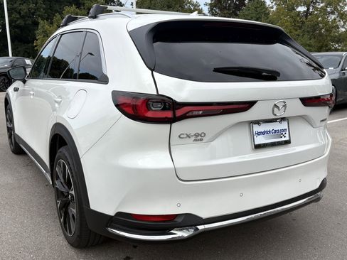 Used 2024 MAZDA CX-90 Plug-In Hybrid w/ Premium Pkg image 8