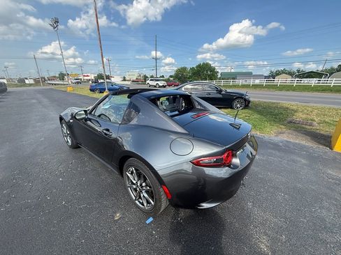 Used 2021 MAZDA MX-5 Miata RF Grand Touring image 16